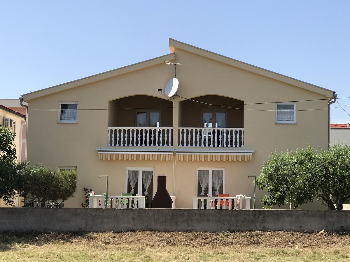 Apartments Villa Engeli فير المظهر الخارجي الصورة