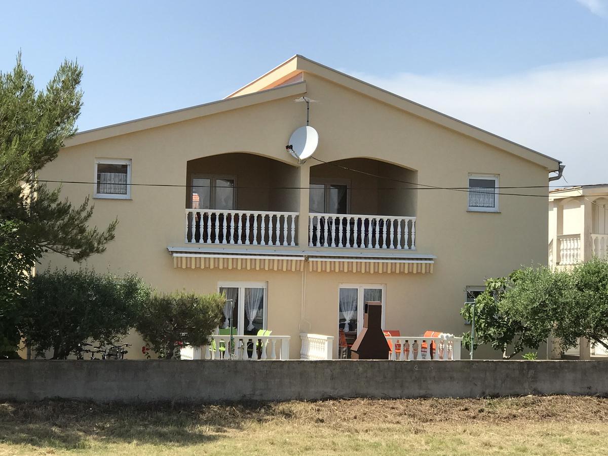 Apartments Villa Engeli فير المظهر الخارجي الصورة