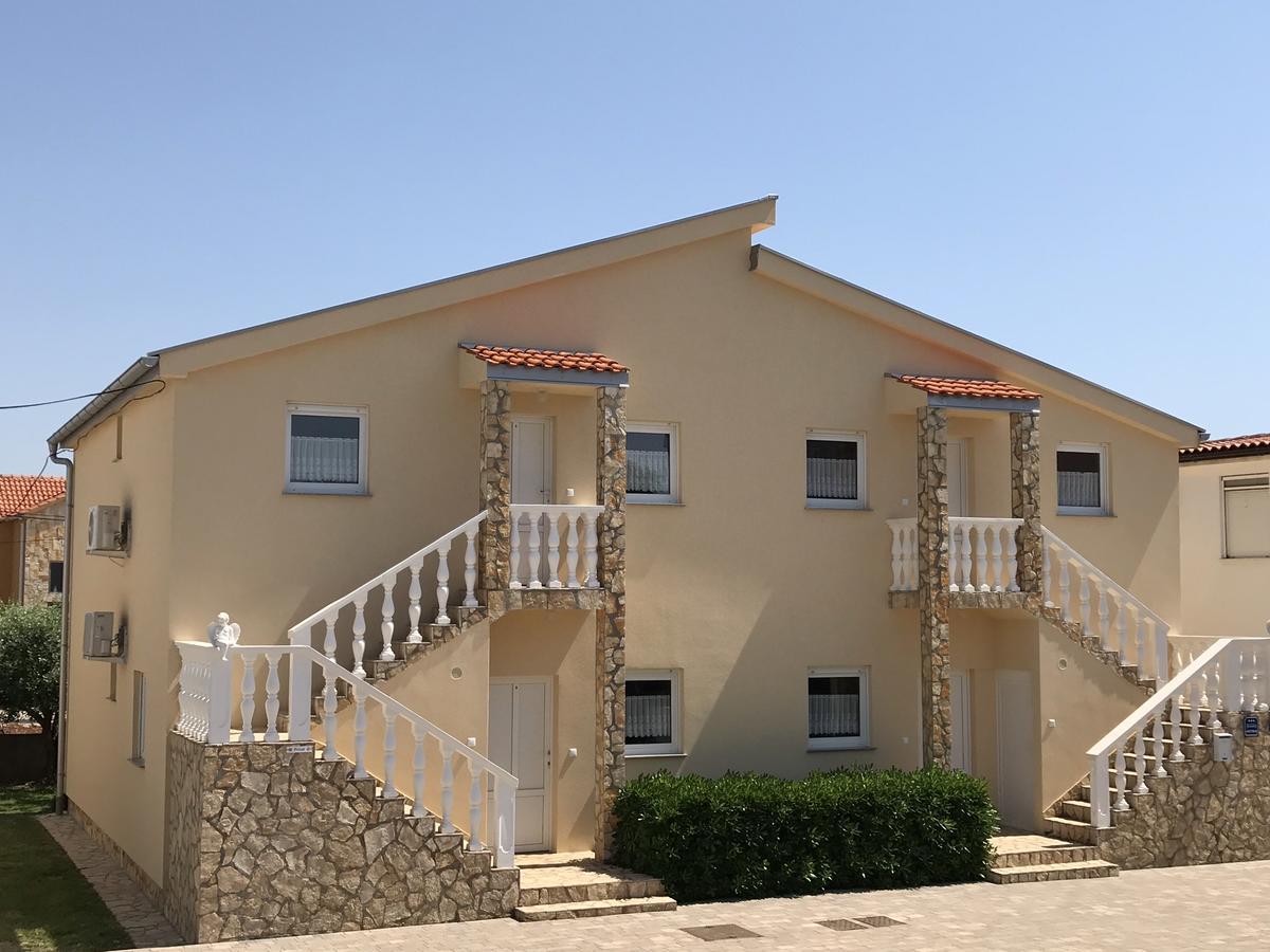 Apartments Villa Engeli فير المظهر الخارجي الصورة